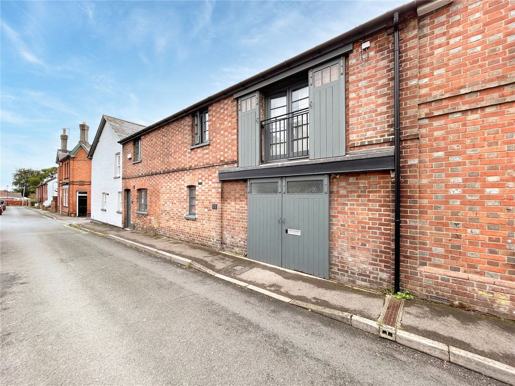 Property photo 1 of 31 Picture No. 30
