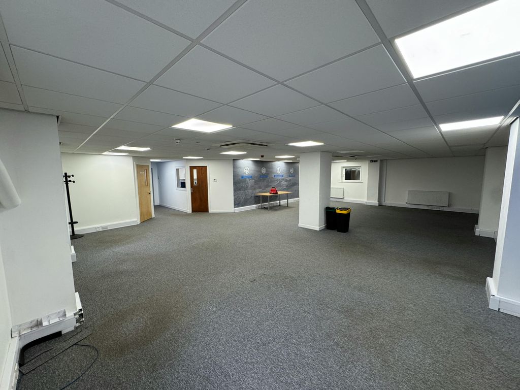 Property photo 3 of 6 Img_4368.Jpg