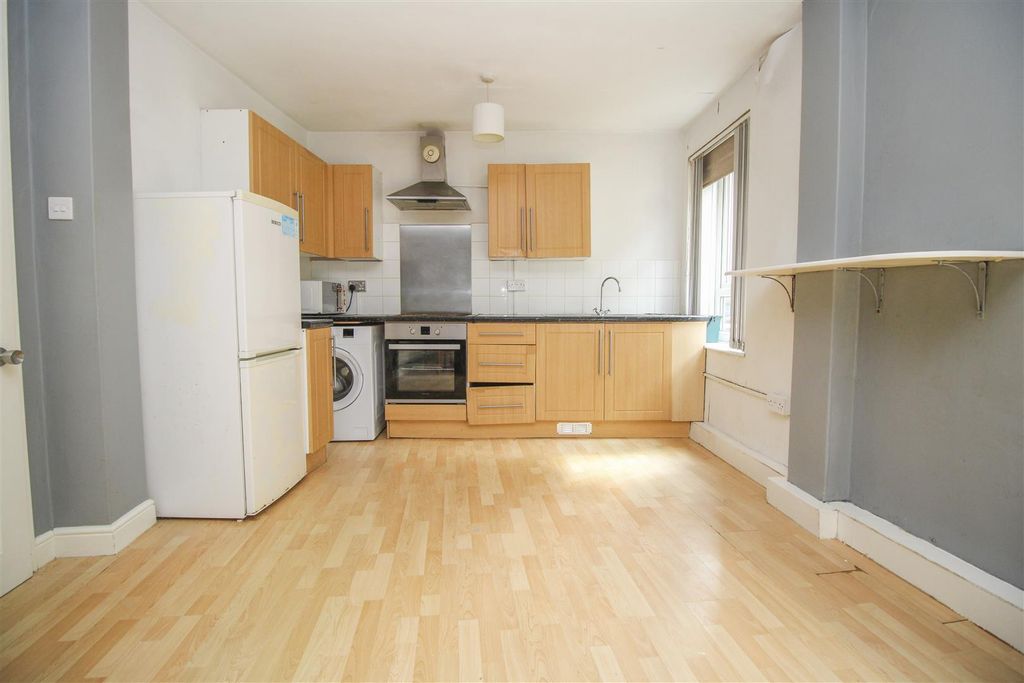 Property photo 2 of 8 Img_9381.Jpg