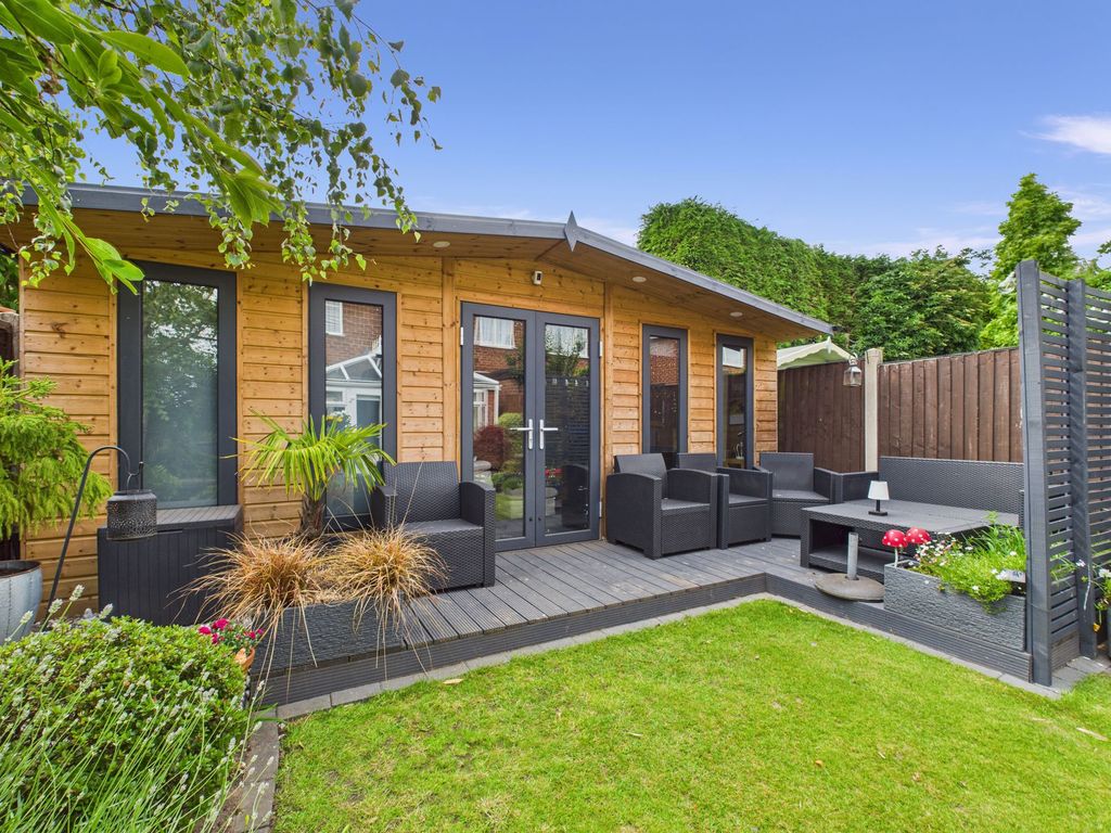 Property photo 3 of 17 Outbuilding (Current Bar)