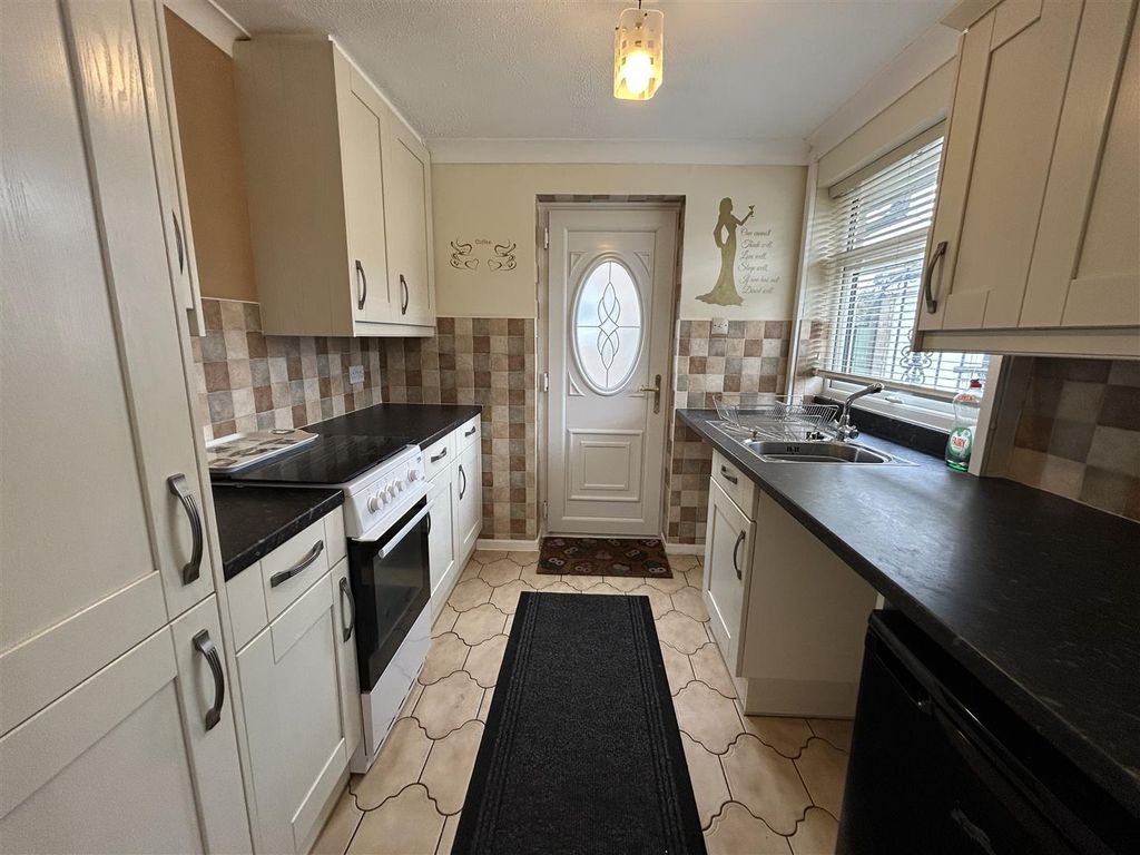 Property photo 3 of 8 Image00030.Jpeg