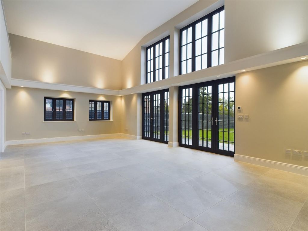 Property photo 2 of 30 Cam02541G0-Pr0285-Still004.Jpg