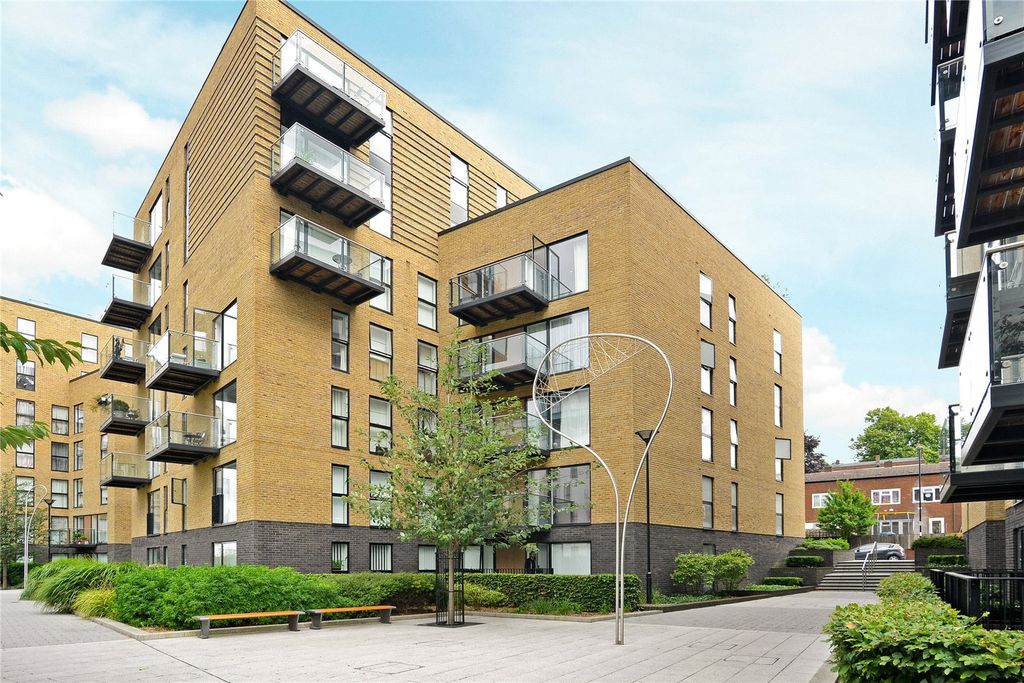 Property photo 3 of 7 Picture No. 16