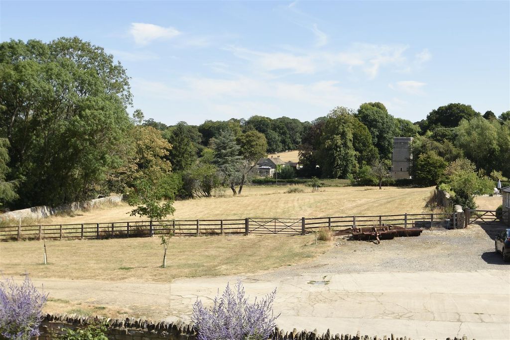 Property photo 2 of 19 What A Delightful View
