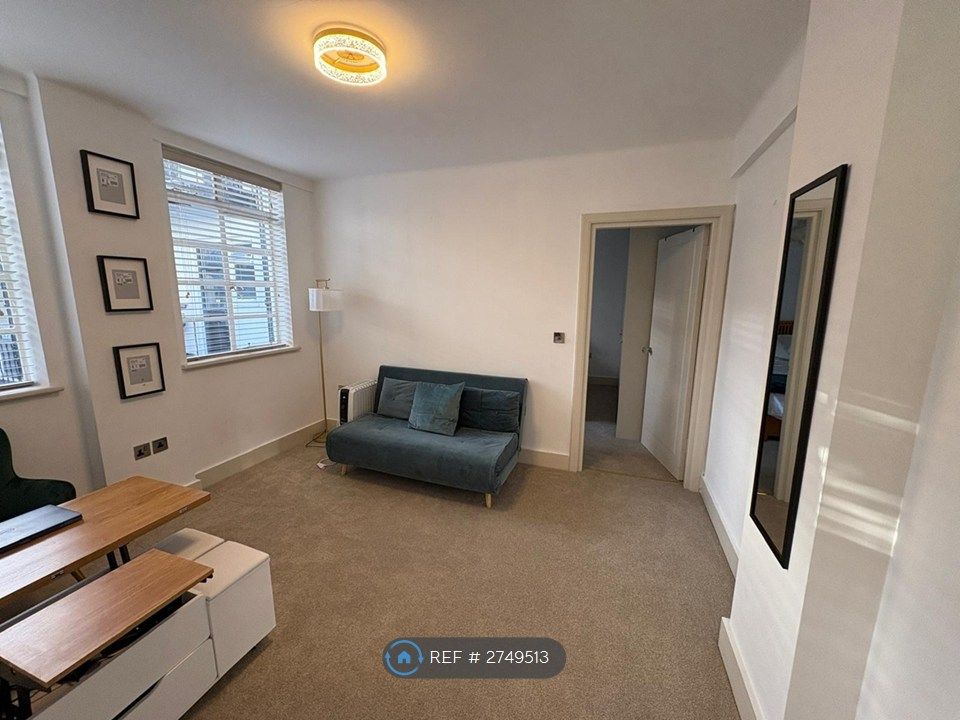 Property photo 2 of 15 Living Room