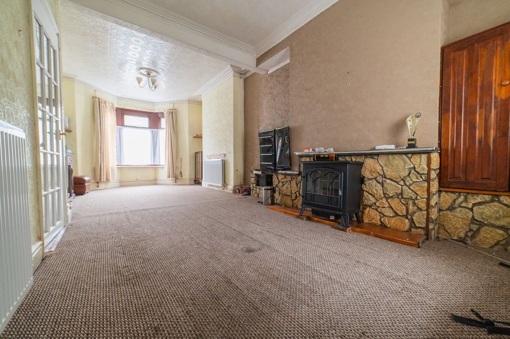 Property photo 2 of 14 Call 02920 454555 To Secure Your Viewing_1