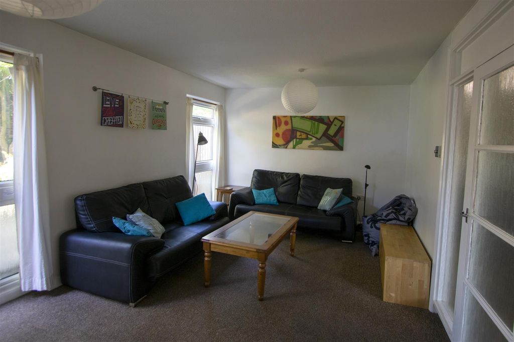 Property photo 2 of 10 Picture 2