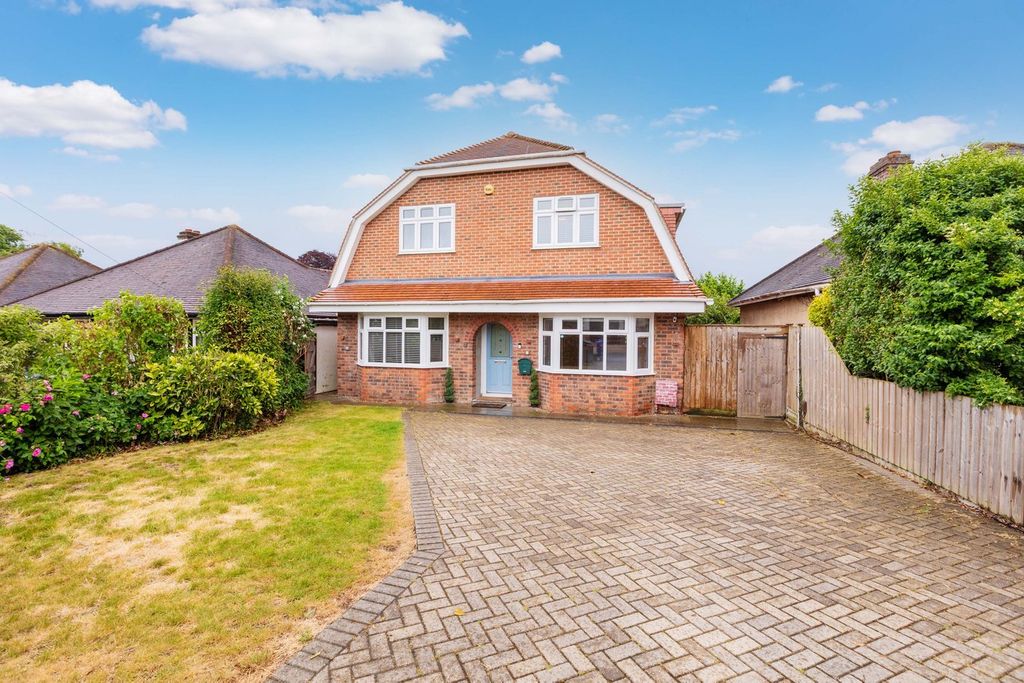 Property photo 1 of 27