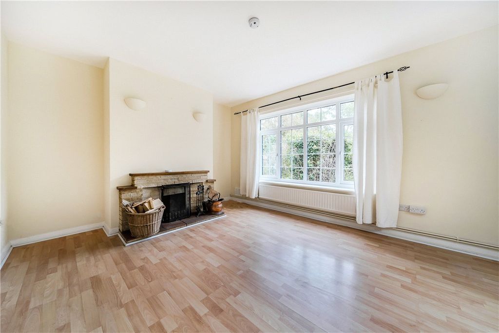 Property photo 2 of 11 Picture No. 03