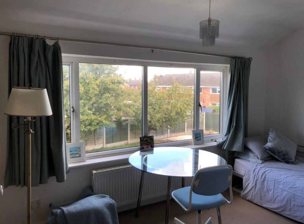 Property photo 2 of 7