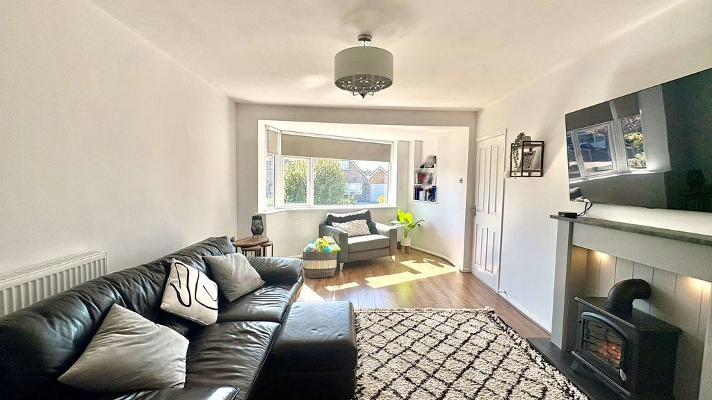 Property photo 3 of 18 Photo 19