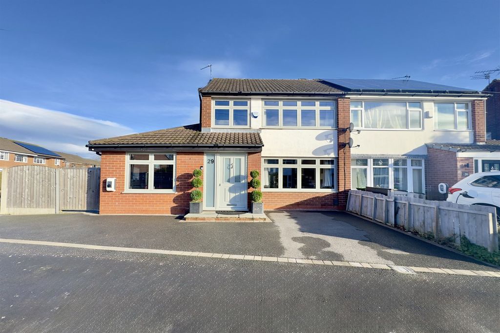 Property photo 1 of 19 (Main)