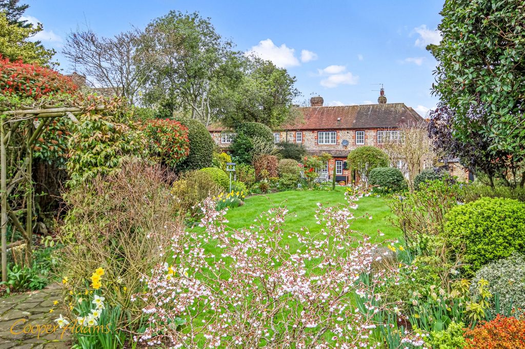 Property photo 1 of 20 Garden