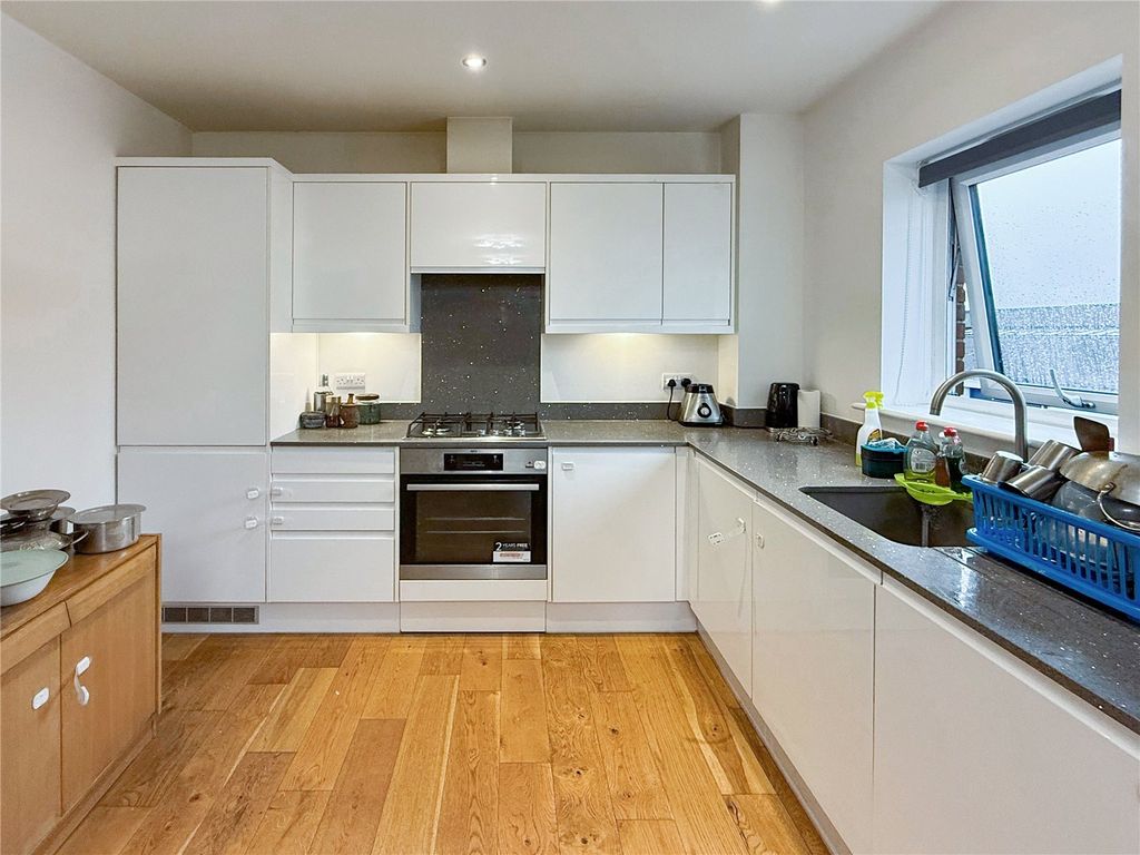 Property photo 2 of 9 Picture No. 05