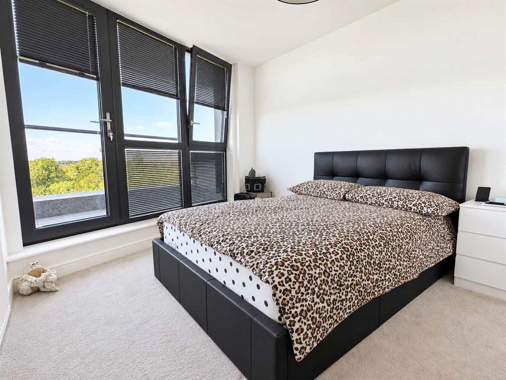 Property photo 3 of 18 1.Jpg