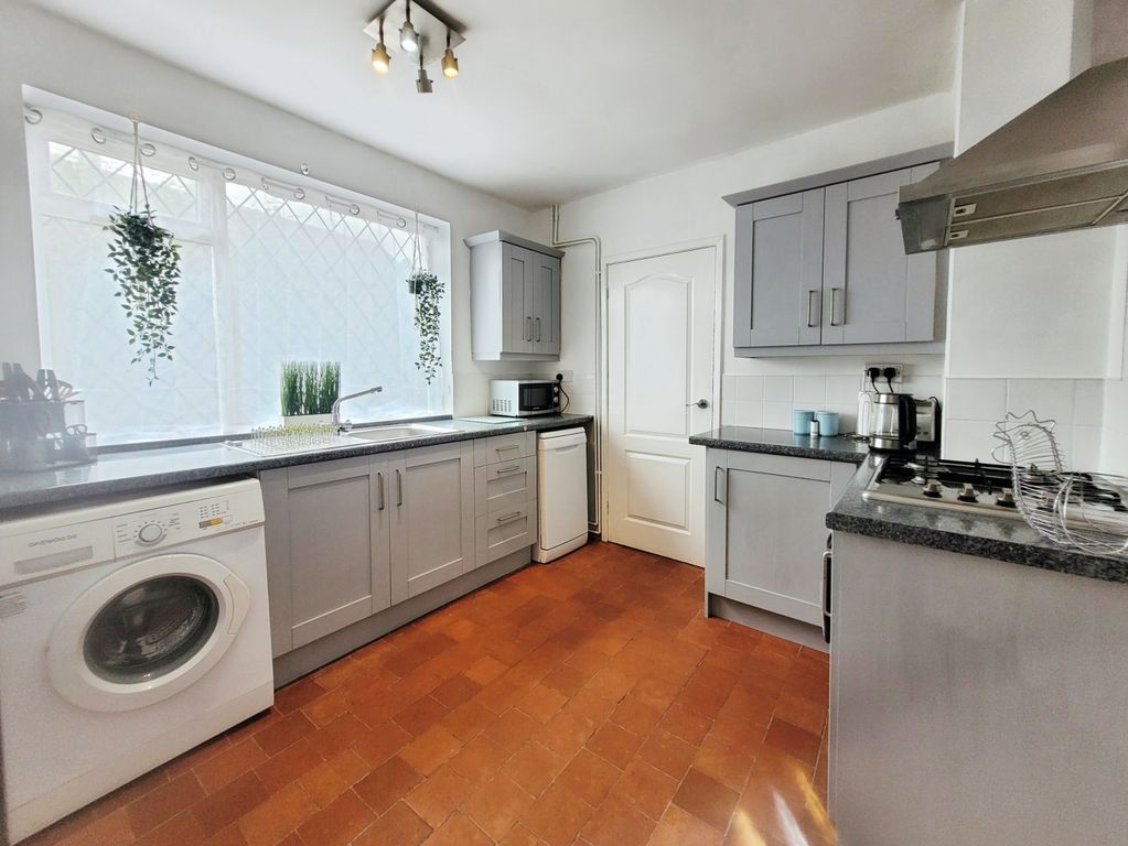 Property photo 3 of 16 7Ae8881E-1000101512