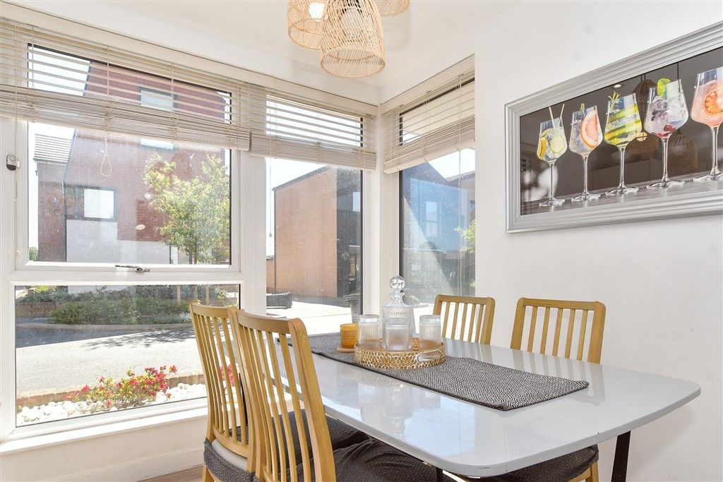 Property photo 3 of 11 Internal Lifestyle Photograph