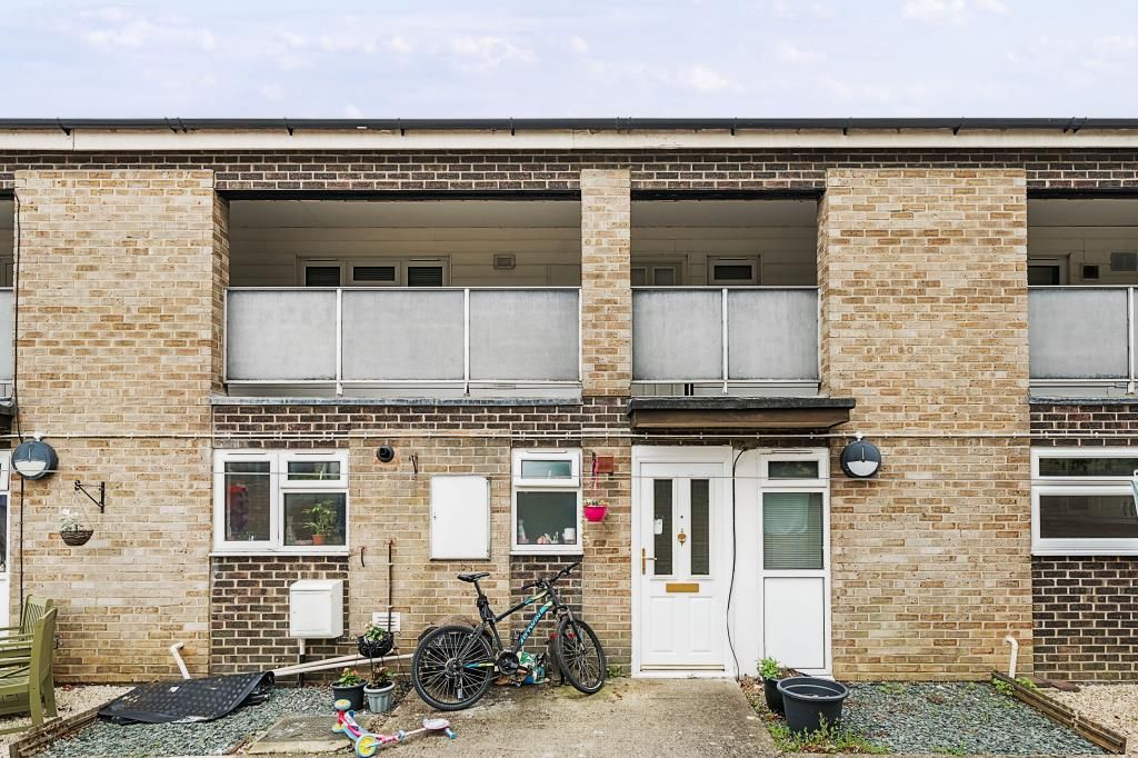 Property photo 3 of 10 External