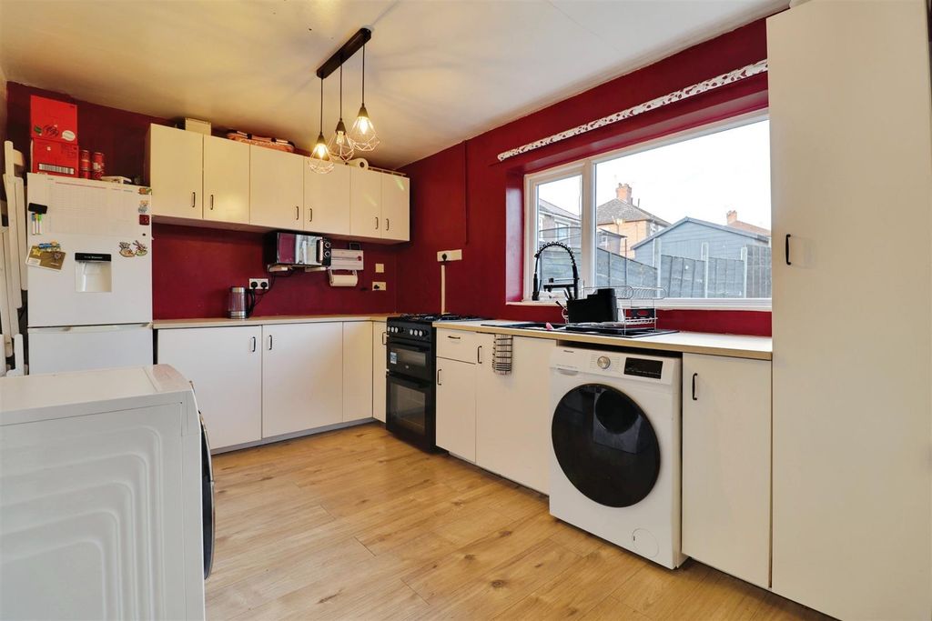 Property photo 3 of 11 37189E10-Img_5184-Img_5186.Jpg