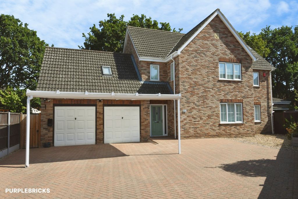 Property photo 1 of 39