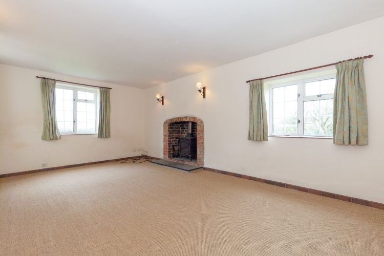 Property photo 2 of 14 248836