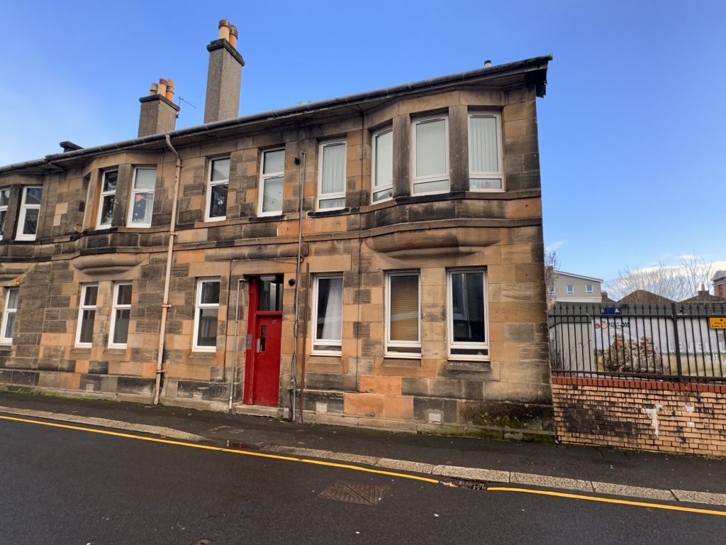 Property photo 1 of 12