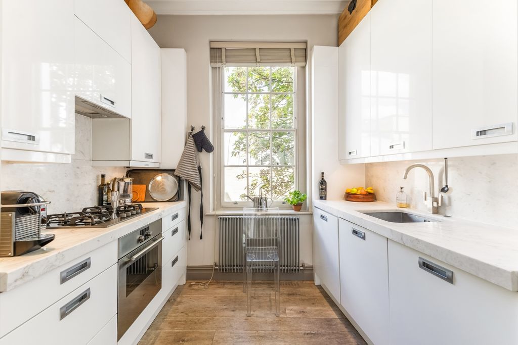 Property photo 2 of 30 97994_50A-Walton-...