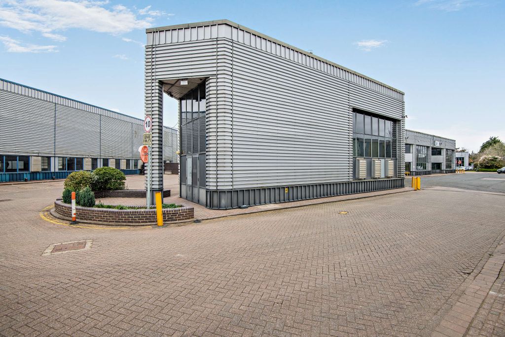 Property photo 2 of 10