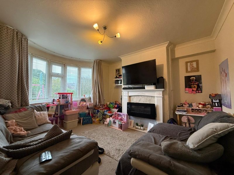 Property photo 2 of 12