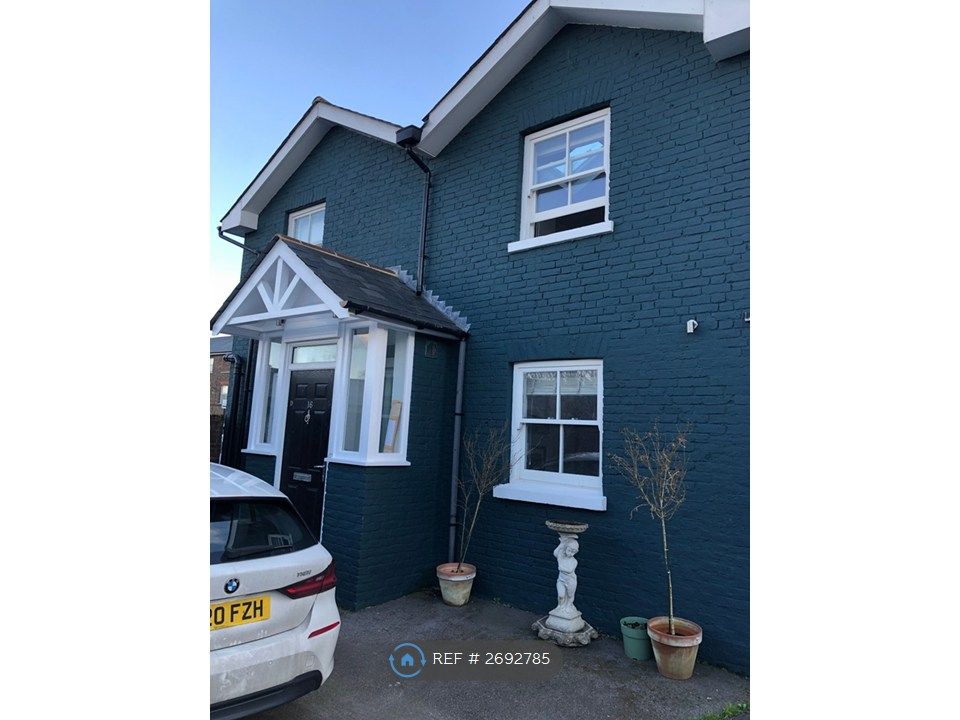 Property photo 3 of 18 Rear Porch Entrance For Flats c & d