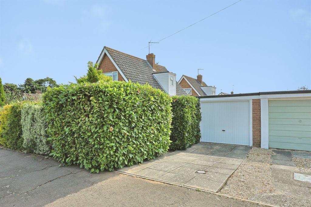 Property photo 3 of 19