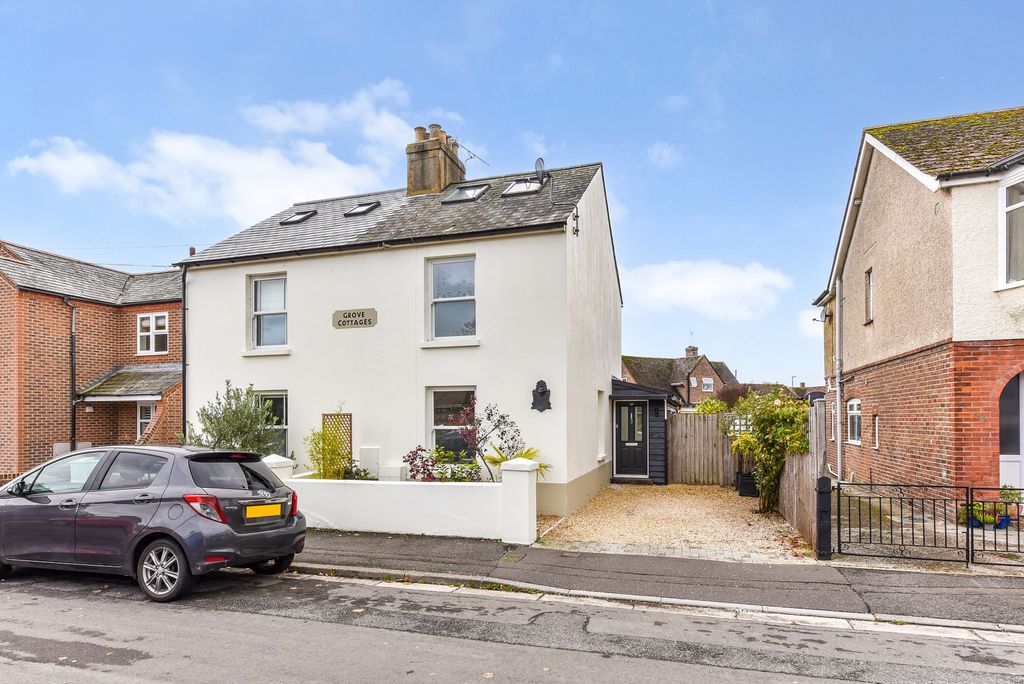 Property photo 1 of 20