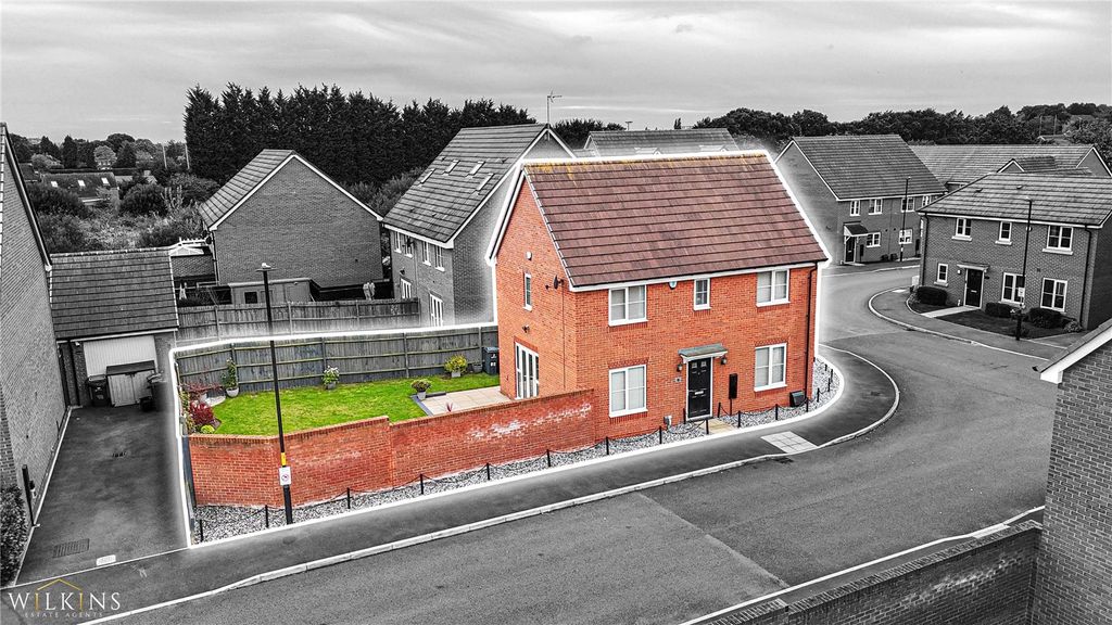 Property photo 1 of 33 Picture No. 06