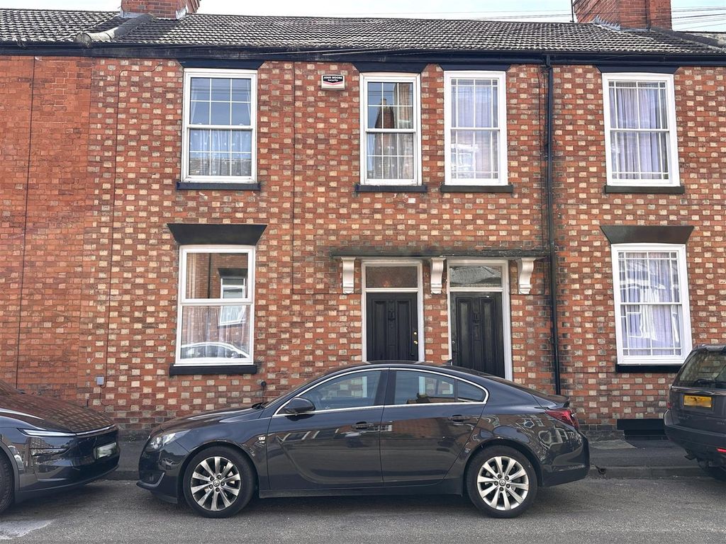 Property photo 1 of 21 694