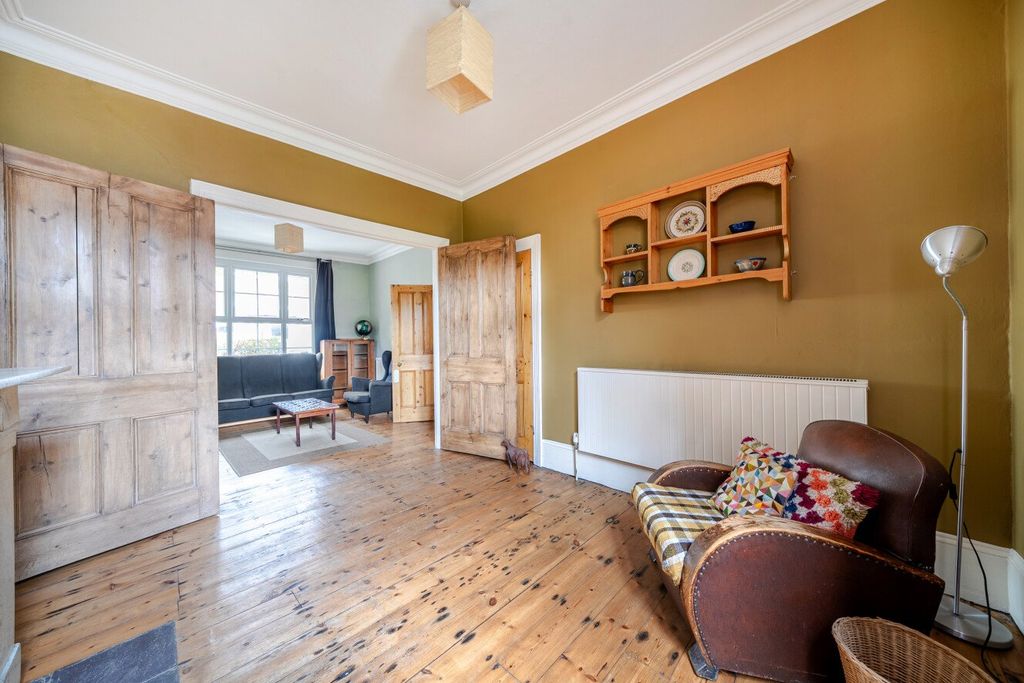 Property photo 2 of 21 Picture No. 05