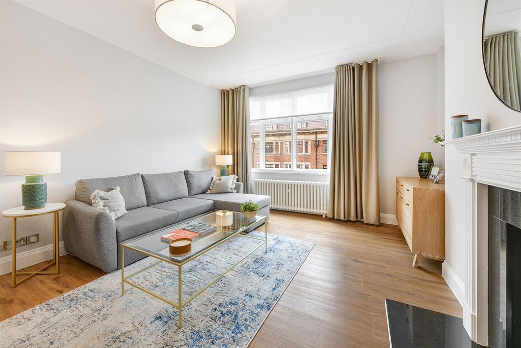 Property photo 1 of 8 (Main)