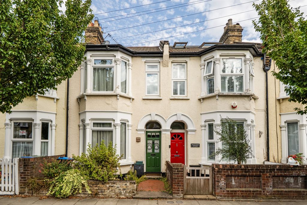 Property photo 1 of 14