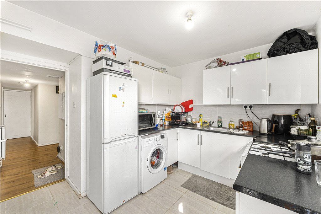 Property photo 2 of 16 Kitchen