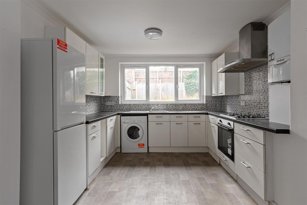 Property photo 3 of 11 094A3911.Jpg