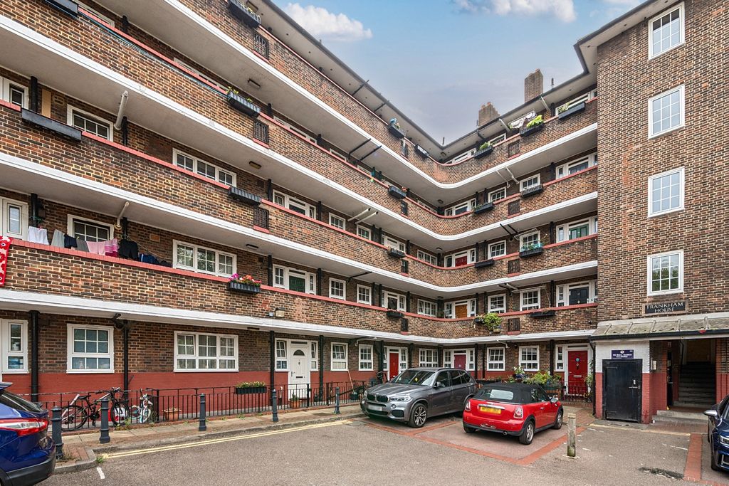 Property photo 1 of 12 4431680