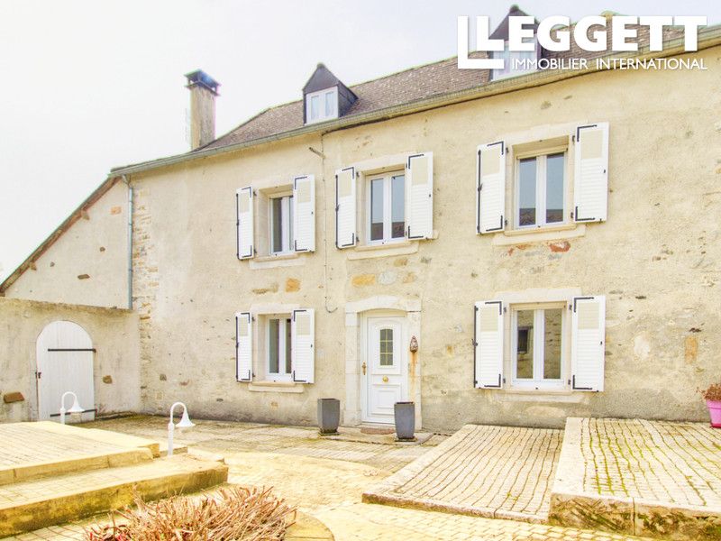 Property photo 3 of 10