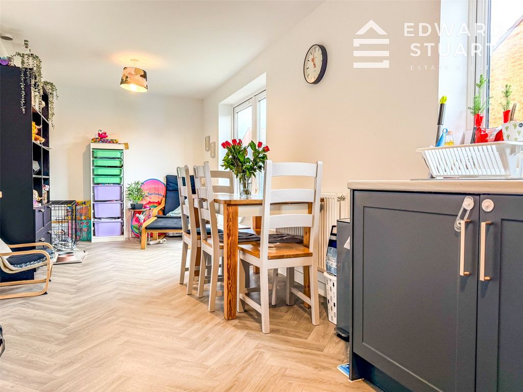 Property photo 3 of 13 Picture No. 12