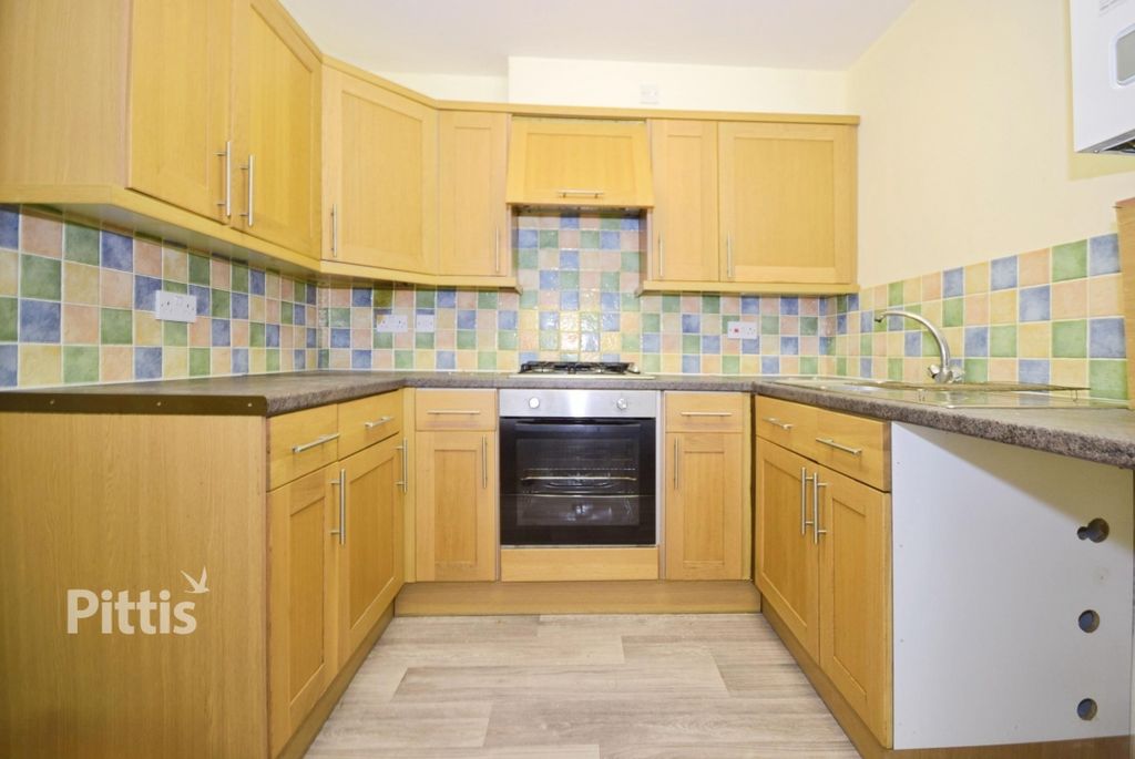 Property photo 2 of 6