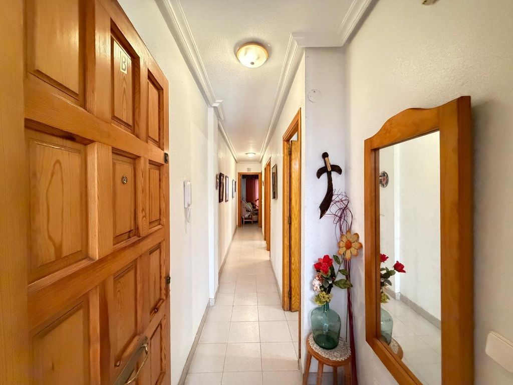 Property photo 2 of 45