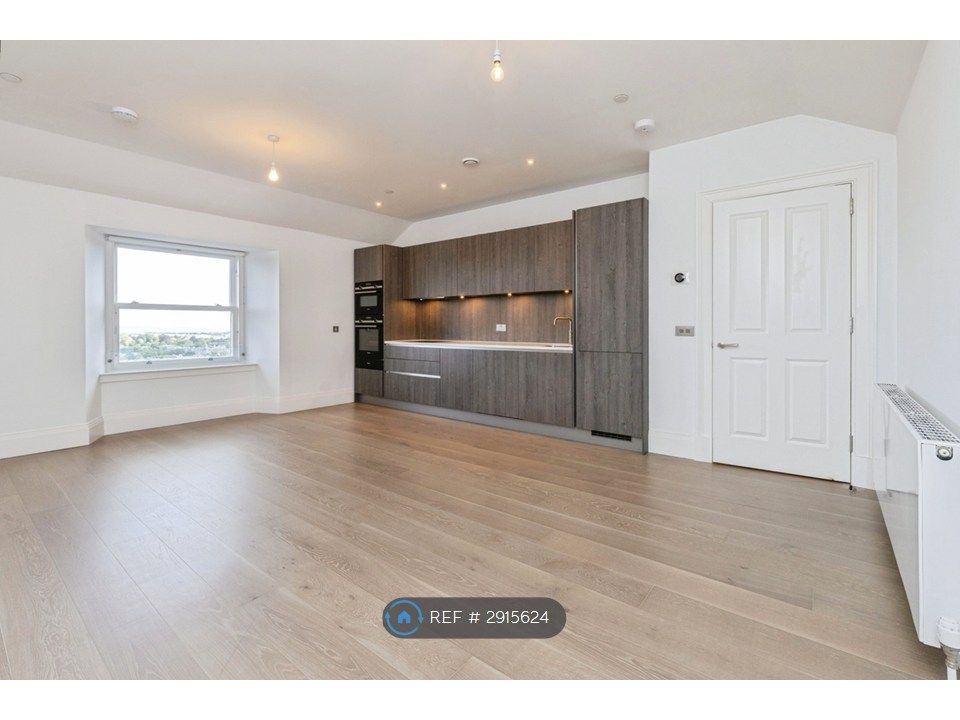Property photo 1 of 11 Open-Plan Kitchen/Living