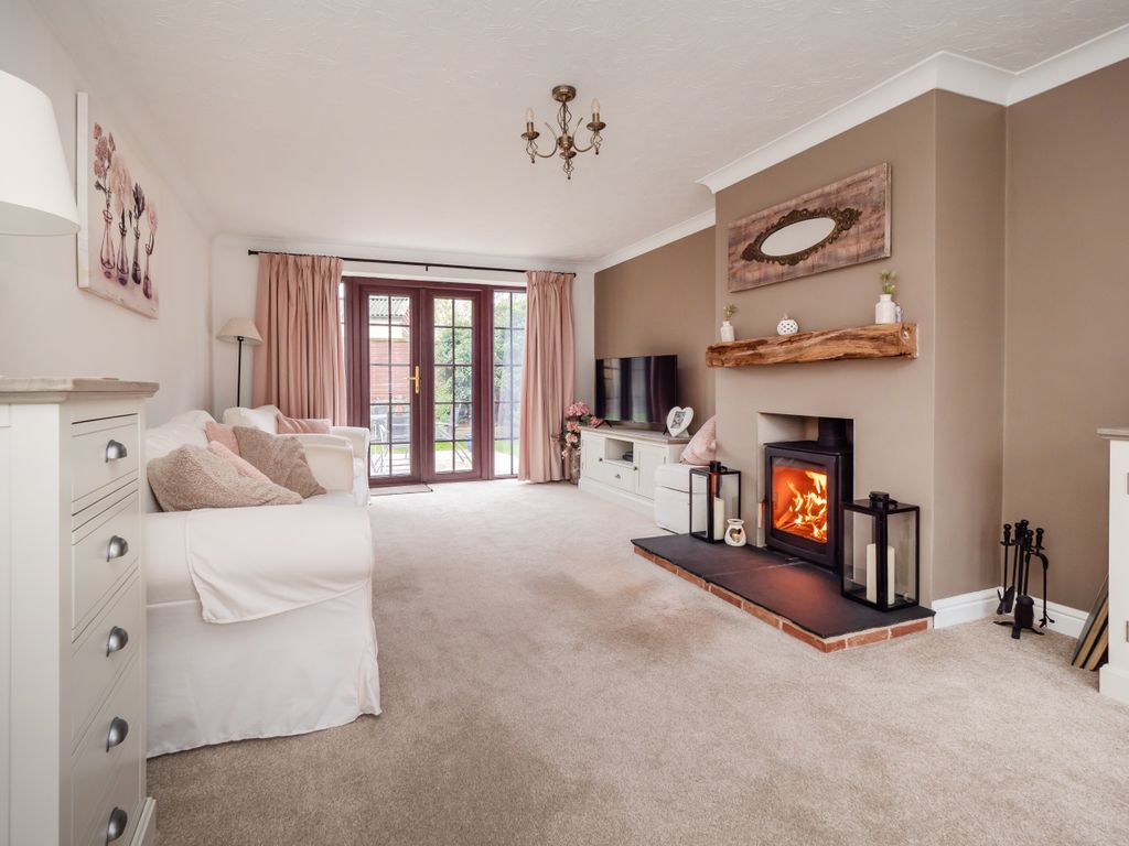 Property photo 1 of 13 73Afakenhamroad-1