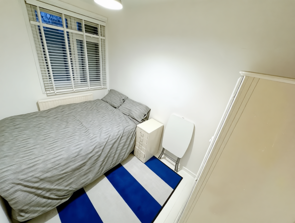 Property photo 1 of 14 To Let, Rent -  Single Room Near Brick Lane, London, E2 - Maxwellproperties.Co.uk