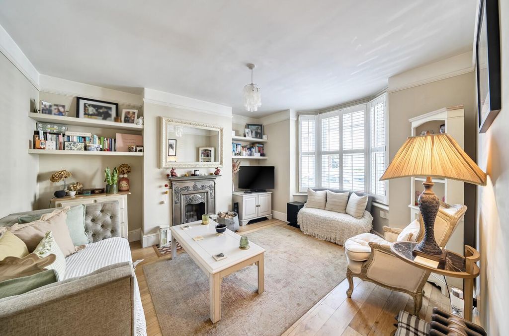 Property photo 2 of 21 Davidson Frost-Wellings, Dfw, Rudolph Road, Living