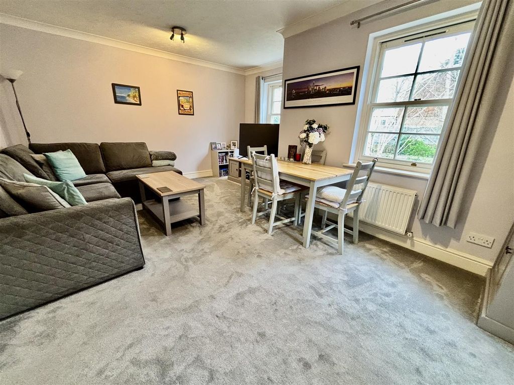 Property photo 2 of 8 Img_4791.Jpeg