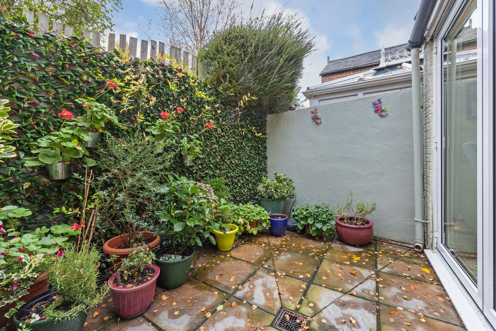 Property photo 3 of 10